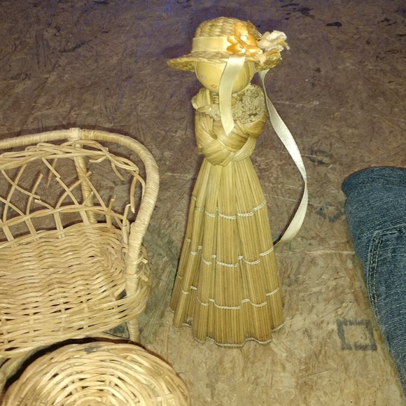 Vintage wicker miniatures - Picture 3 of 3